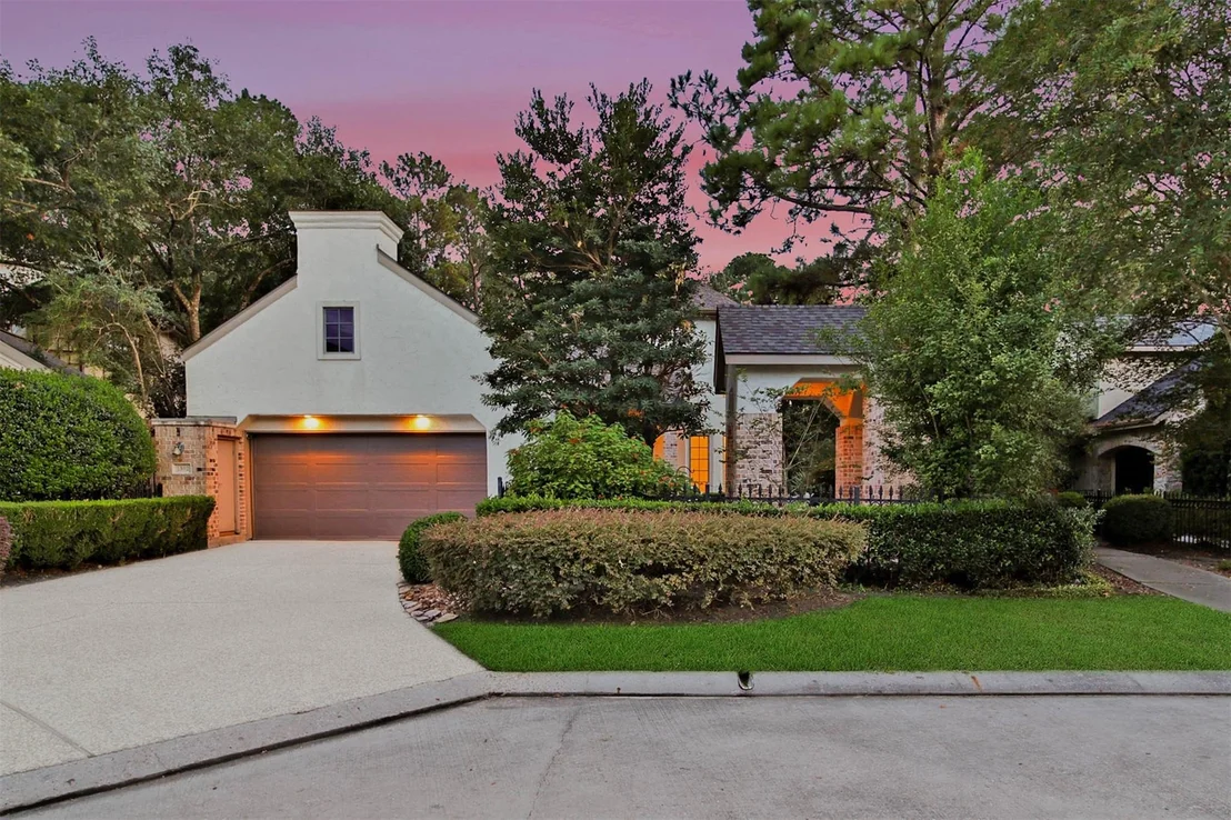 Photo of 1302 Avon Way