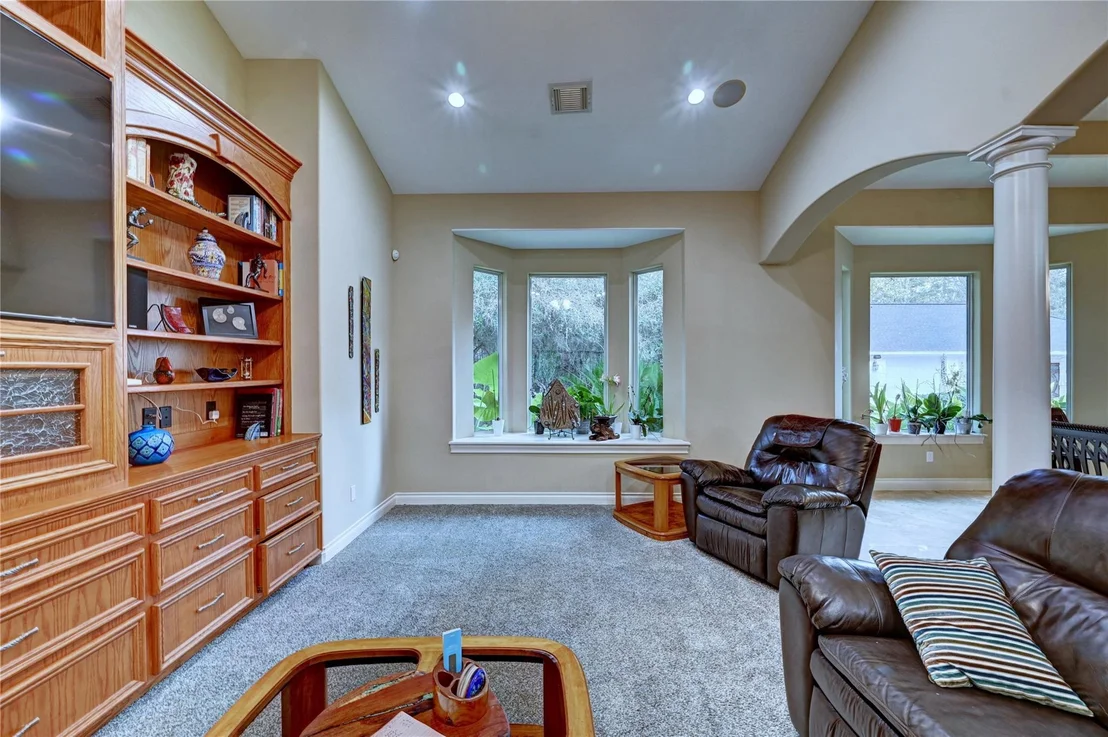 Photo of 9526 Deer Path Lane