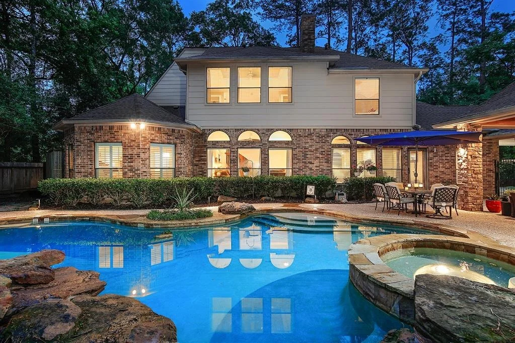 Photo of 2 Firefall Court