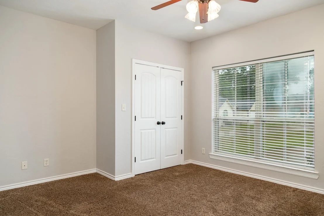 Photo of 124 Lakeway Lane