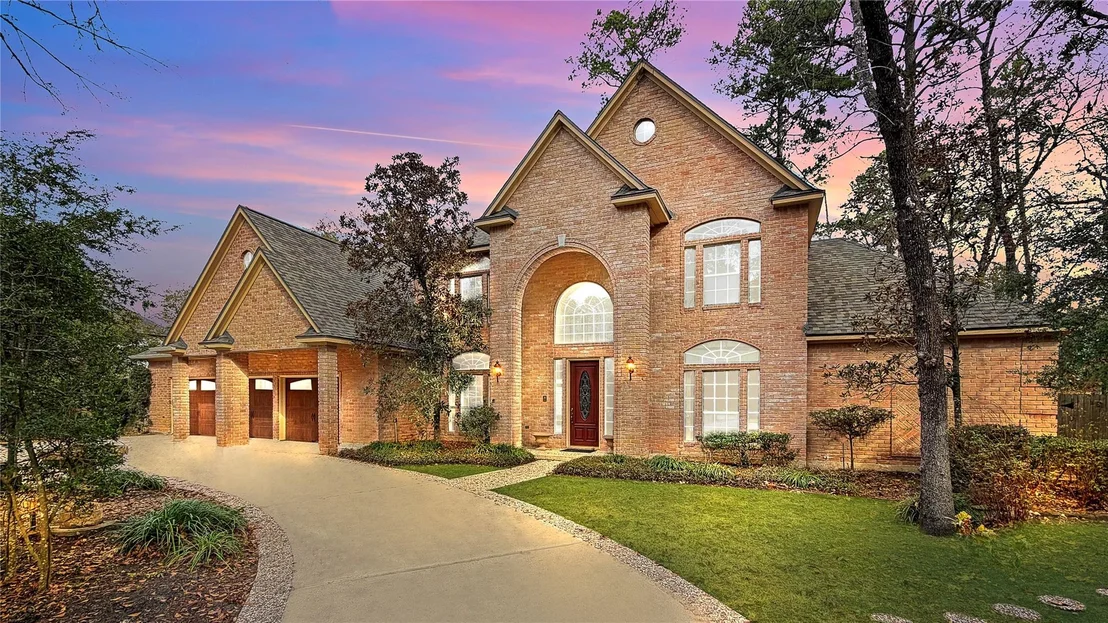 Photo of 46 Hillock Woods
