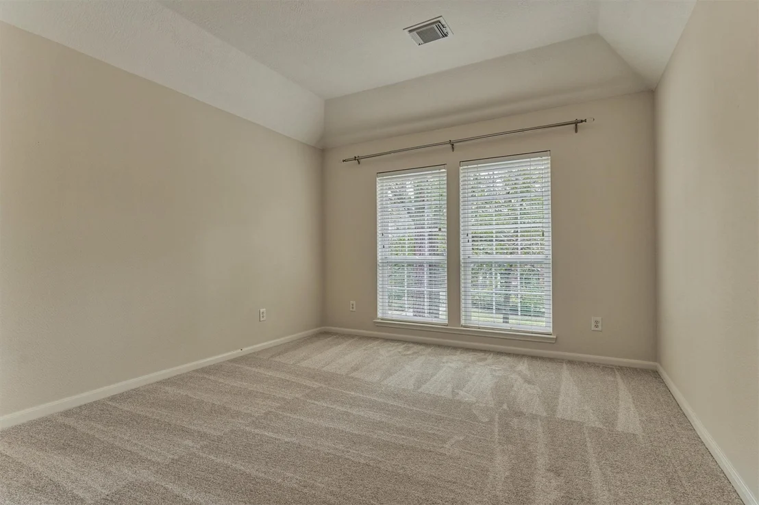 Photo of 18 Gallant Oak Place