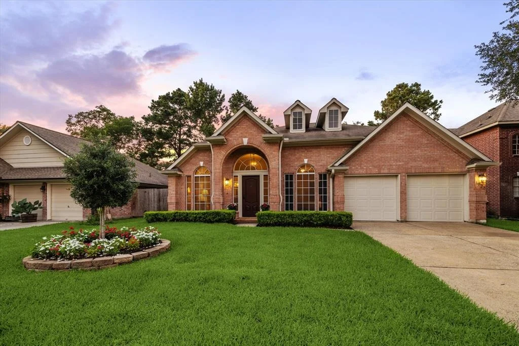 Photo of 1923 Kelona Drive