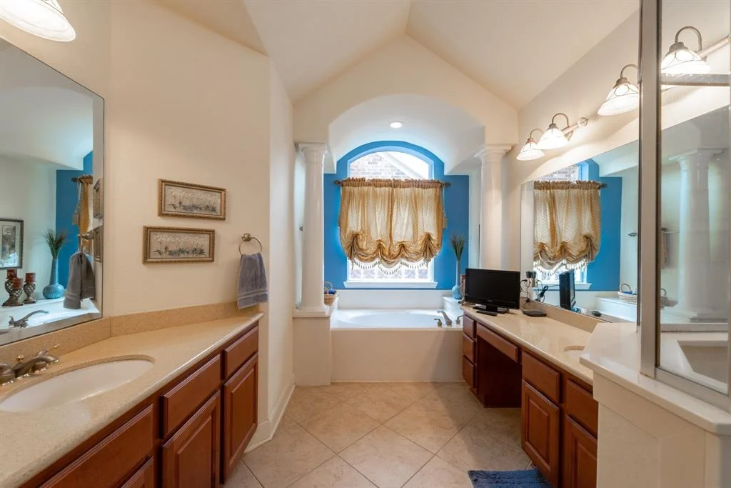 Photo of 24915 Cinco Manor Lane