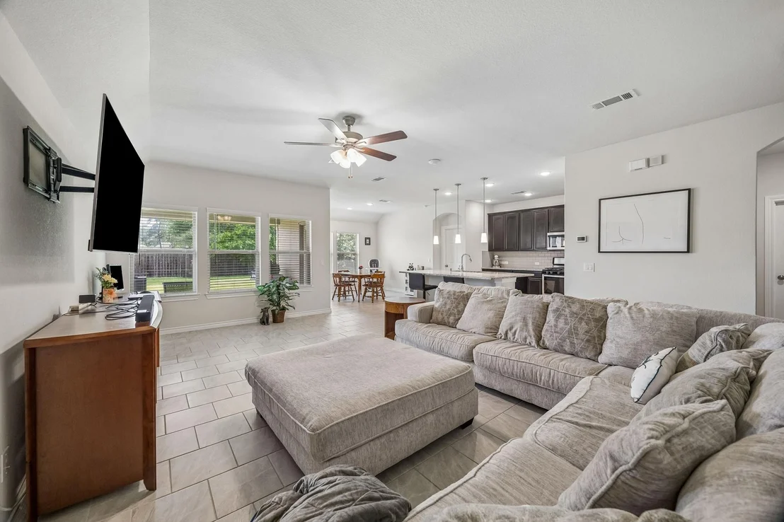Photo of 4335 Imperial Gardens Drive