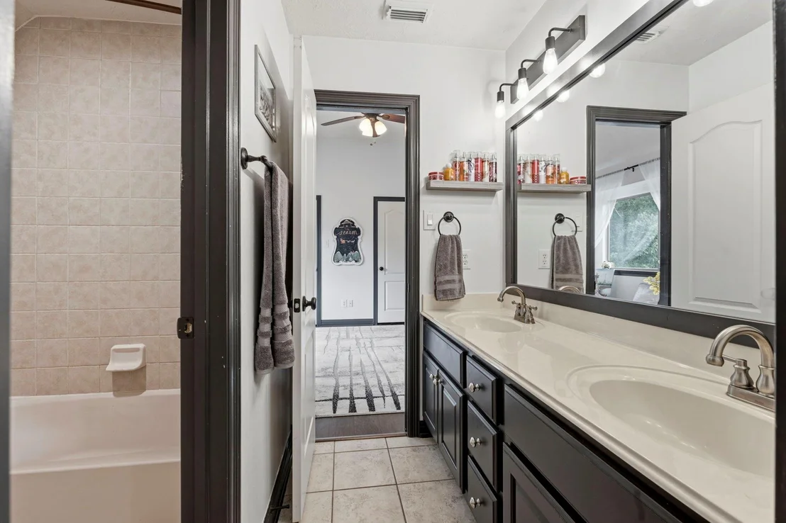 Photo of 9059 Crighton Crossing Drive