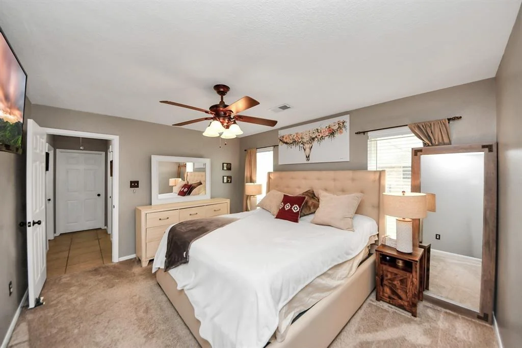 Photo of 2410 Lily Lane