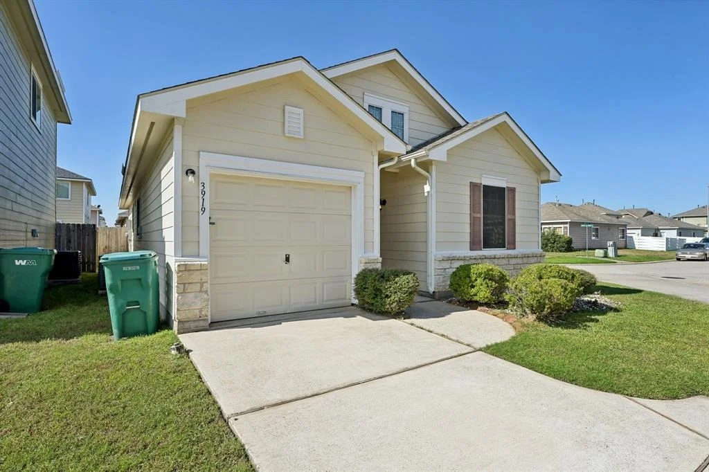 Photo of 3919 Mossy Spring Lane