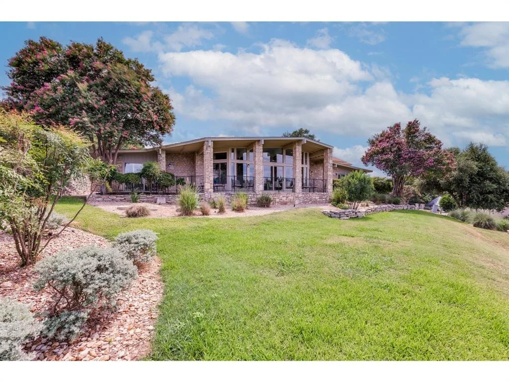 Photo of 723 Bermuda