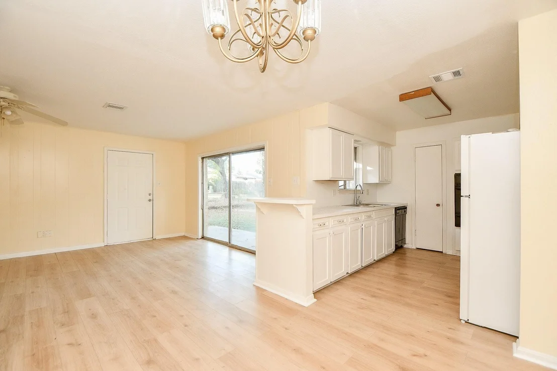 Photo of 3314 Kentwood Drive