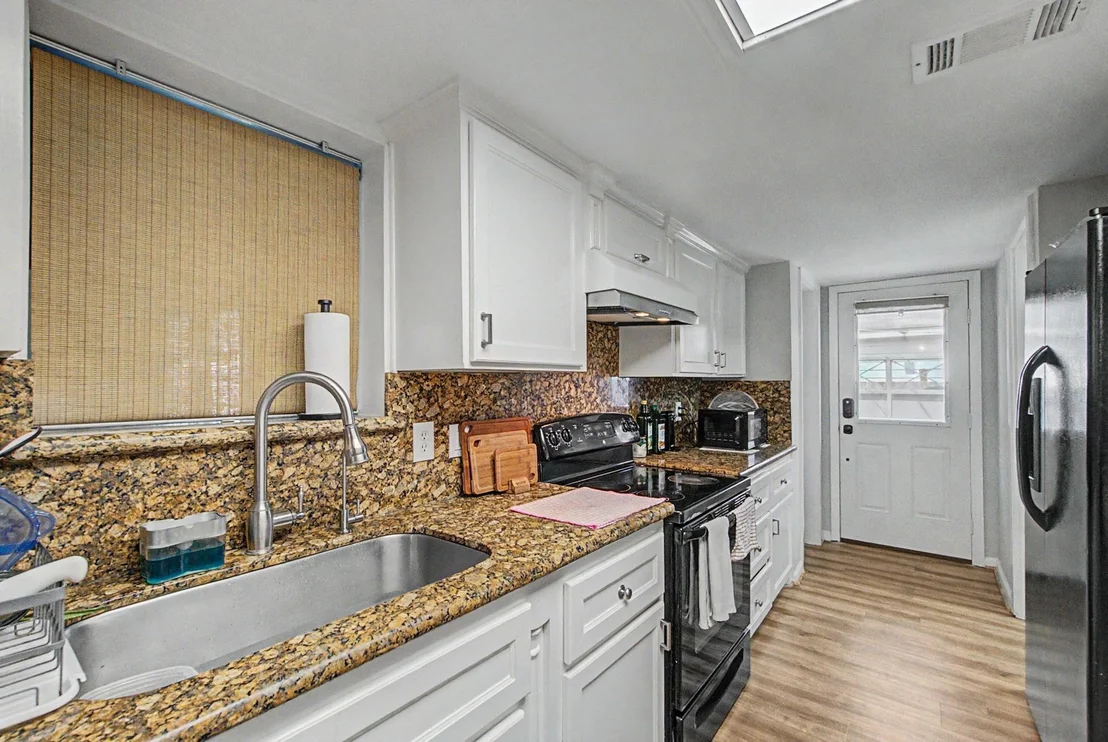 Photo of 10034 Alfred Lane