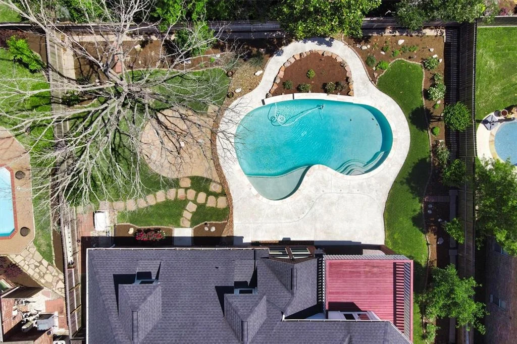 Photo of 2114 Summerland Drive N