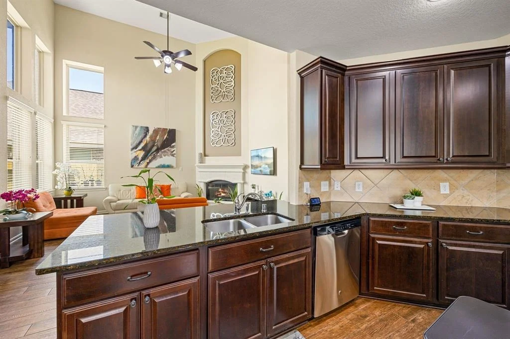 Photo of 6110 Nicholas Lane