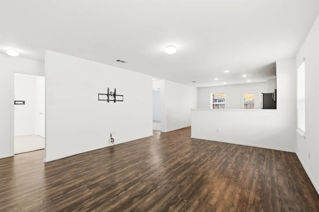 Photo of 24019 Swather Way