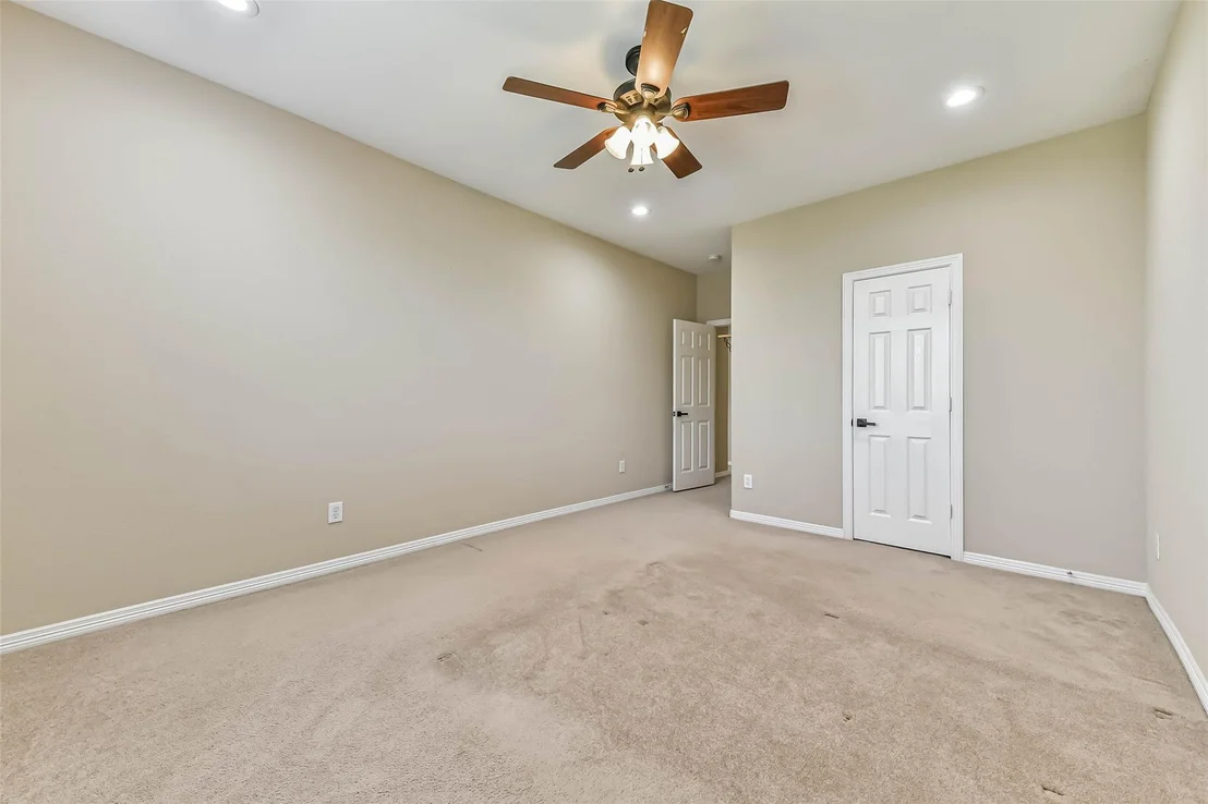 Photo of 2425 Harbor Chase Drive