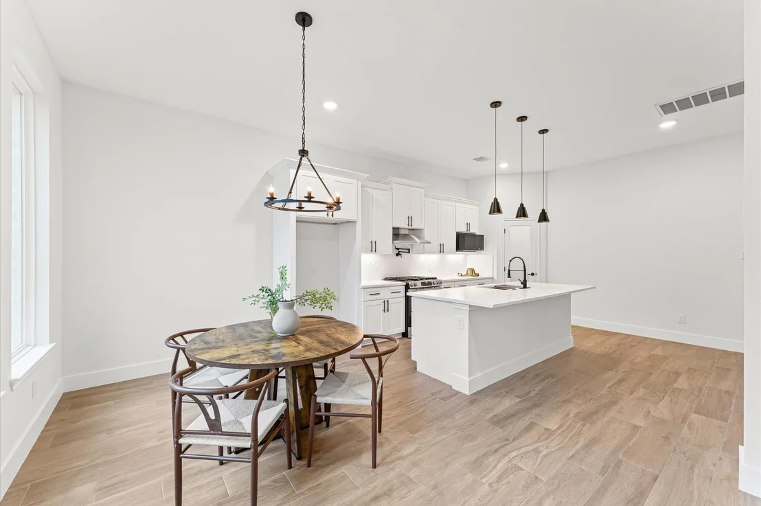 Photo of 19119 Emory Trail