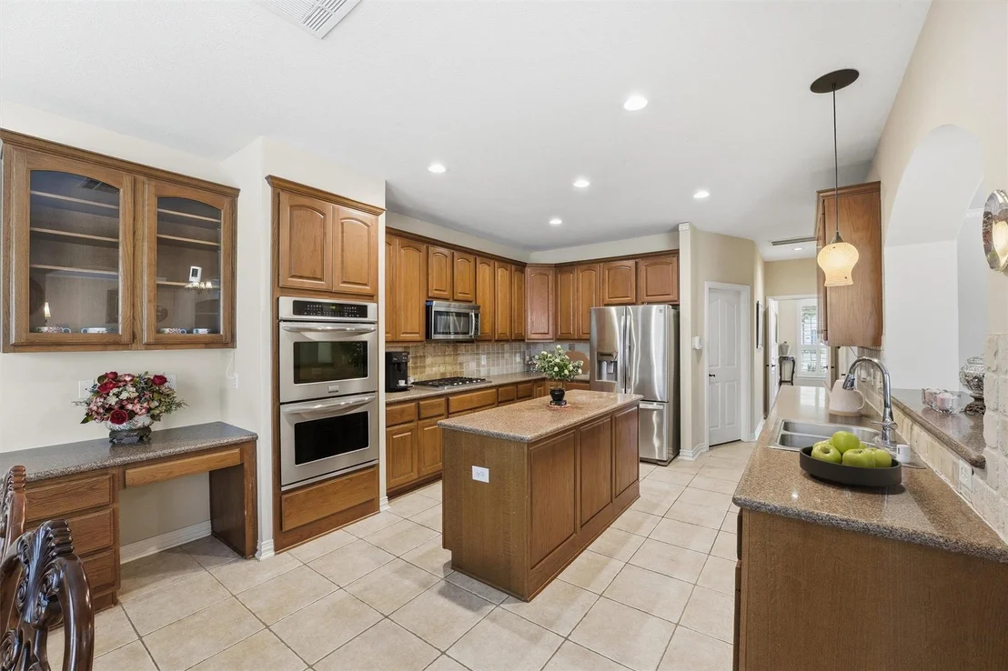Photo of 16018 Lower Lake Drive