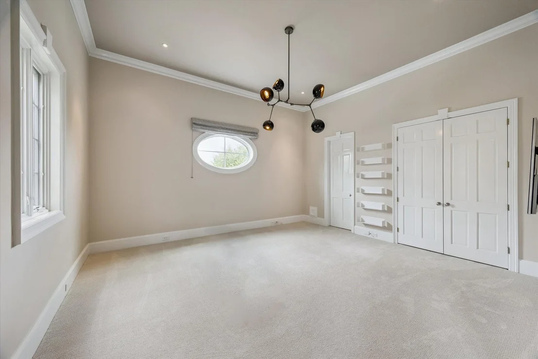 Photo of 24 Crestwood Drive