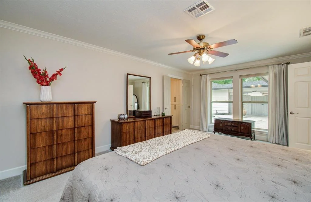 Photo of 16615 Sir William Drive