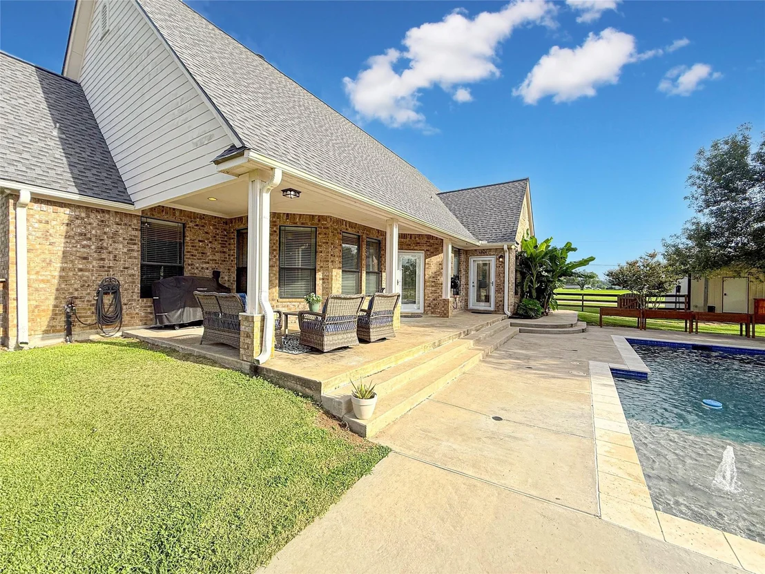 Photo of 807 Mill Road