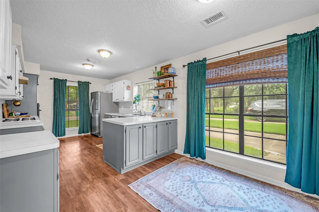 Photo of 15426 Freestone Peach Lane