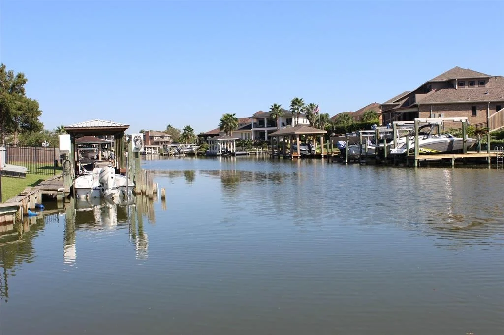 Photo of 2050 Lakeside Landing
