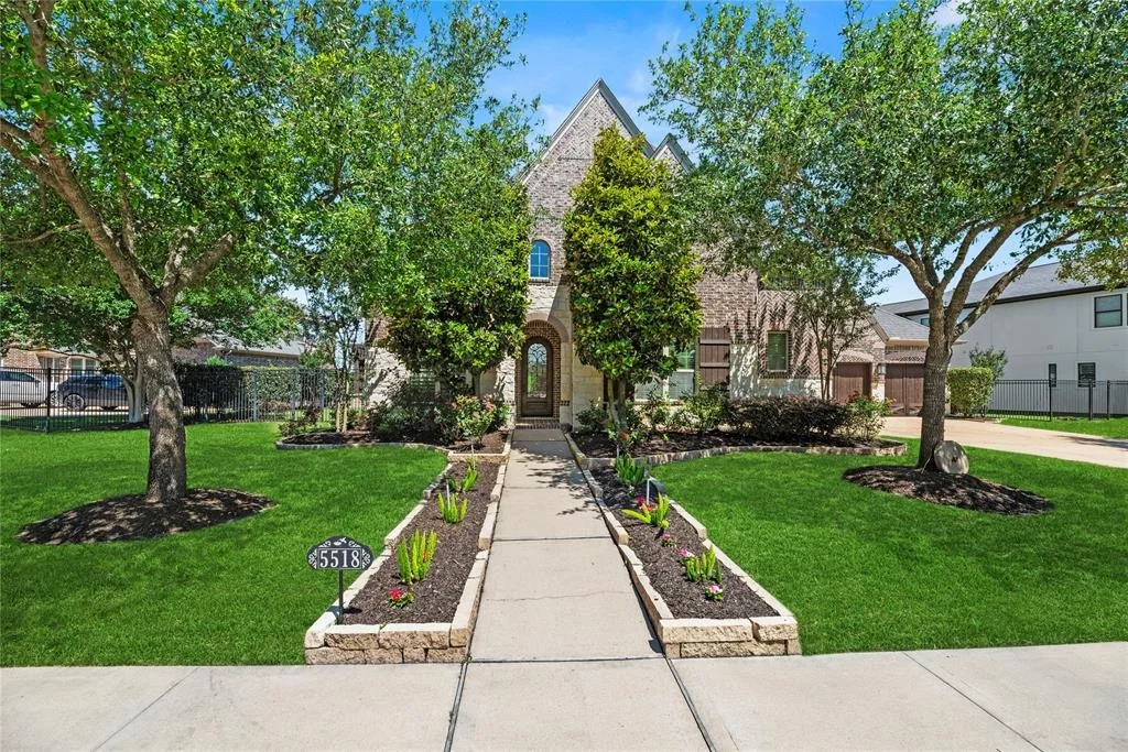 Photo of 5518 Fleming Rock Lane
