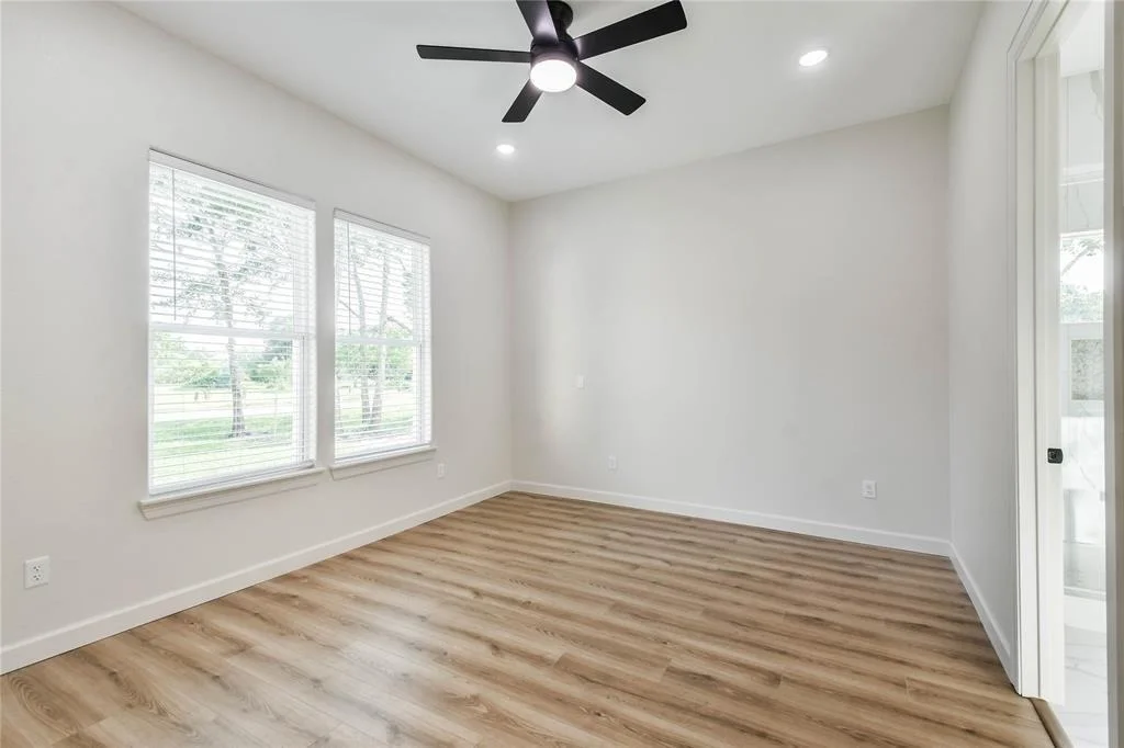 Photo of 620 Lily Street