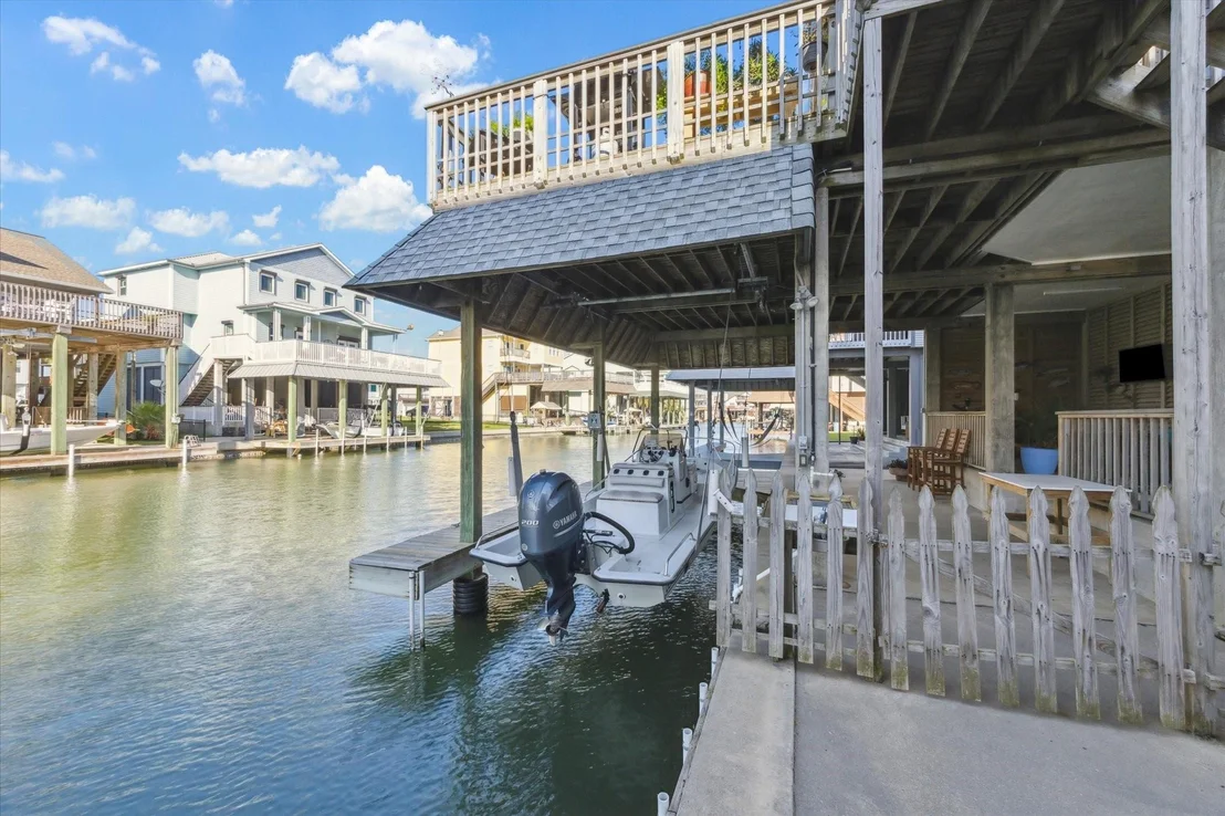 Photo of 422 Windward Way
