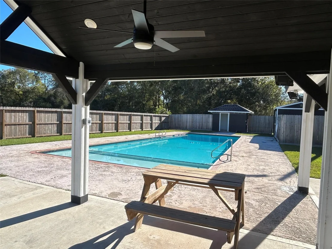 Photo of 24936 Armagh Street