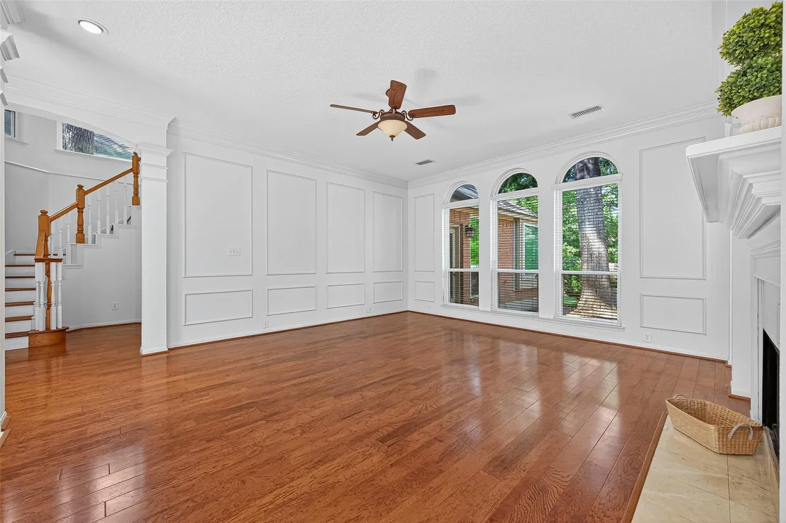 Photo of 151 W Coldbrook Circle