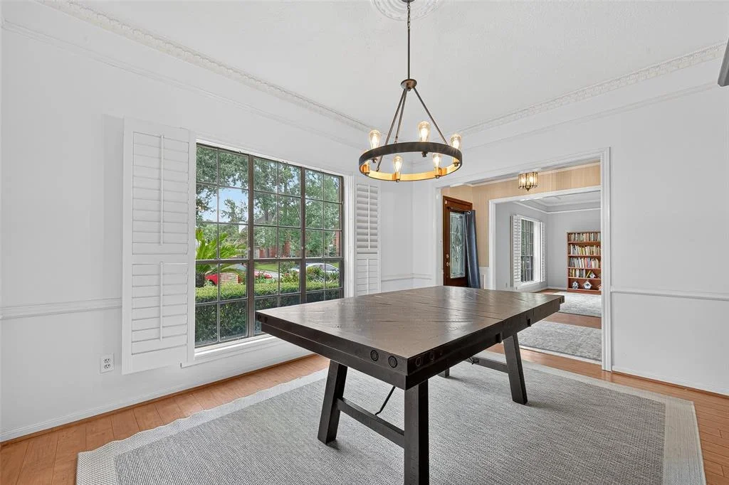 Photo of 18327 Forest Elms Drive
