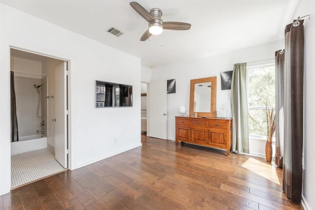 Photo of 906 Willard Street