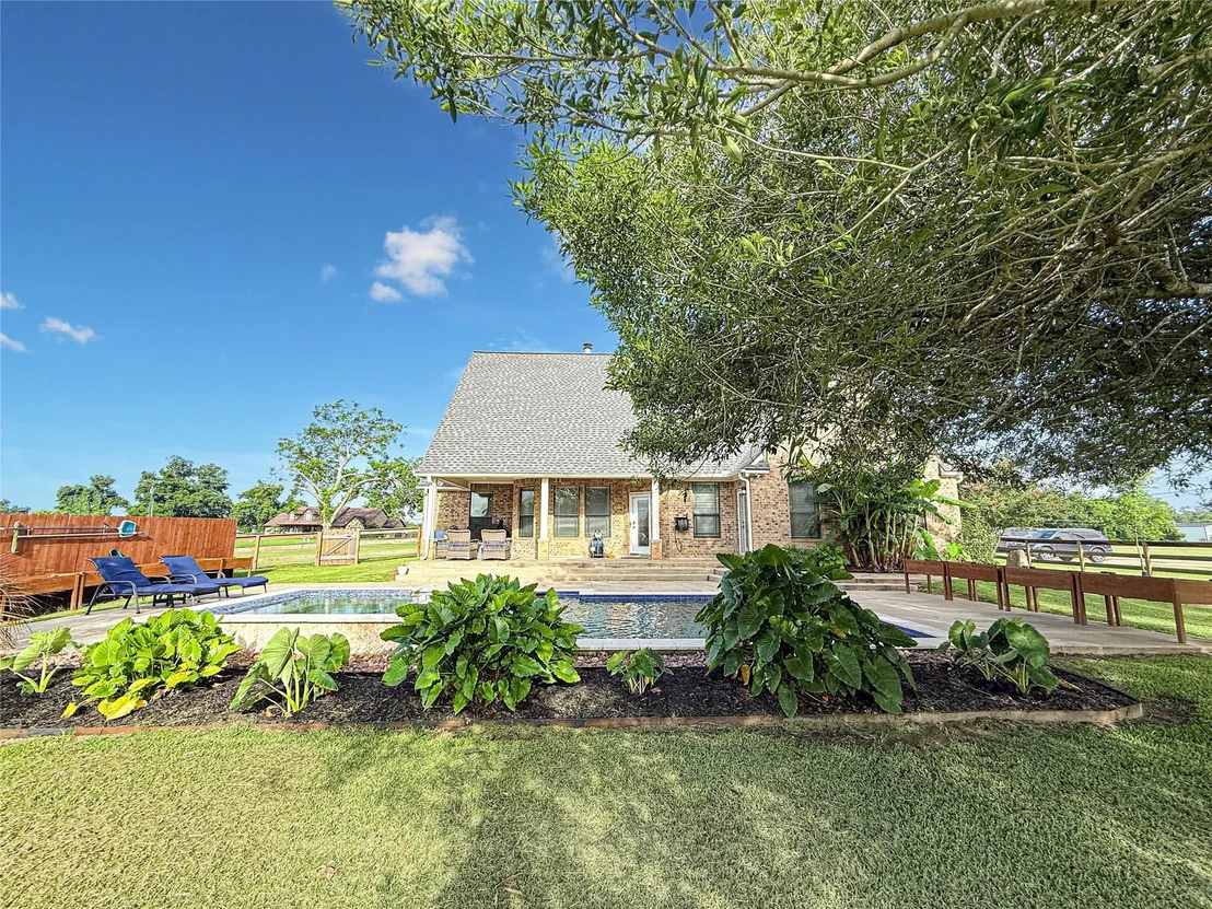 Photo of 807 Mill Road