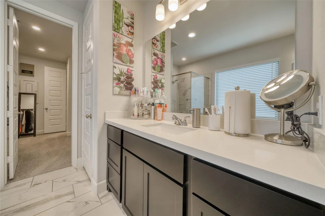 Photo of 8827 Harbor Pines Drive