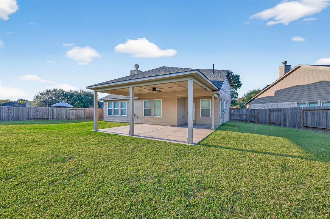Photo of 21007 Pineda Circle