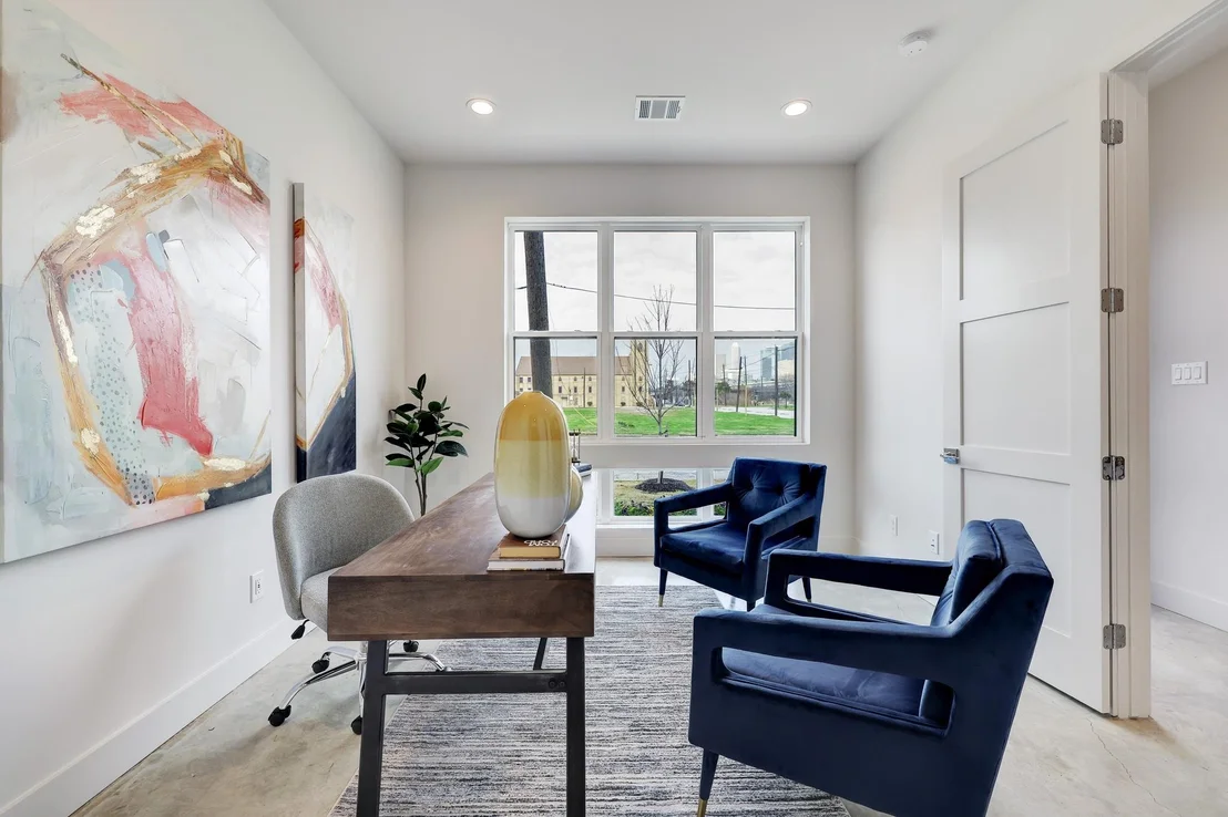 Photo of 2105 Emancipation Avenue