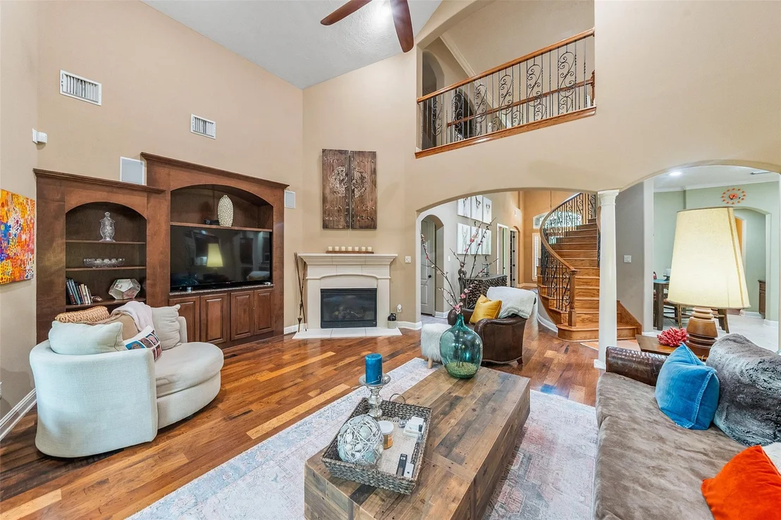 Photo of 103 Player Oaks Place