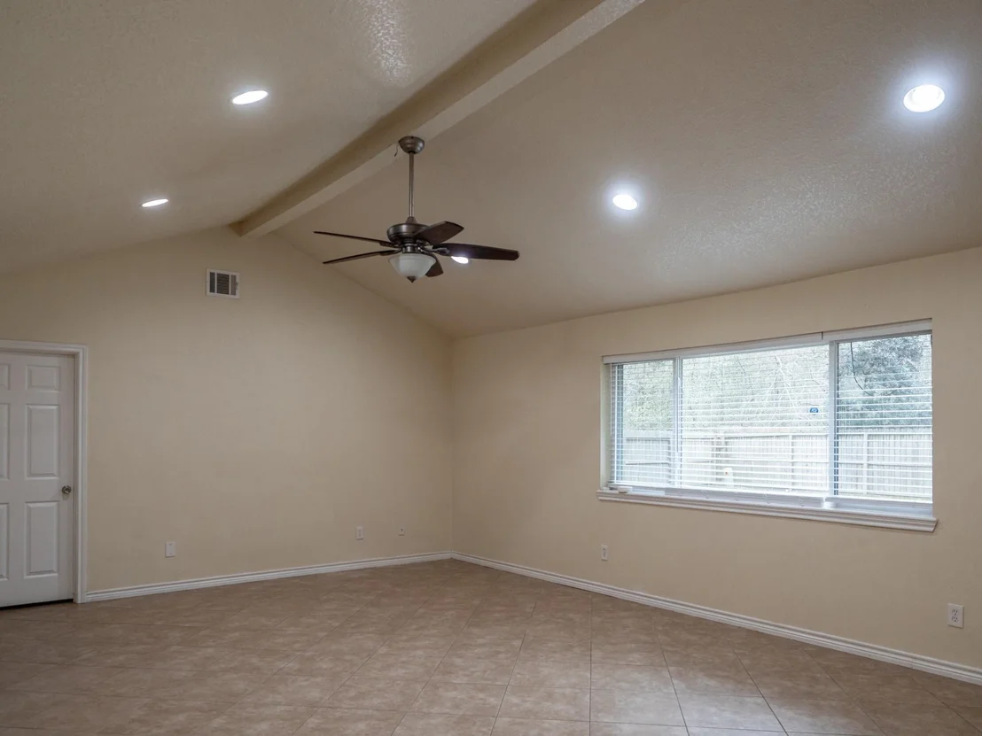Photo of 3302 Willie Way