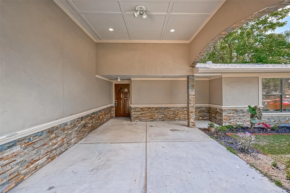 Photo of 1918 Westcrest Drive