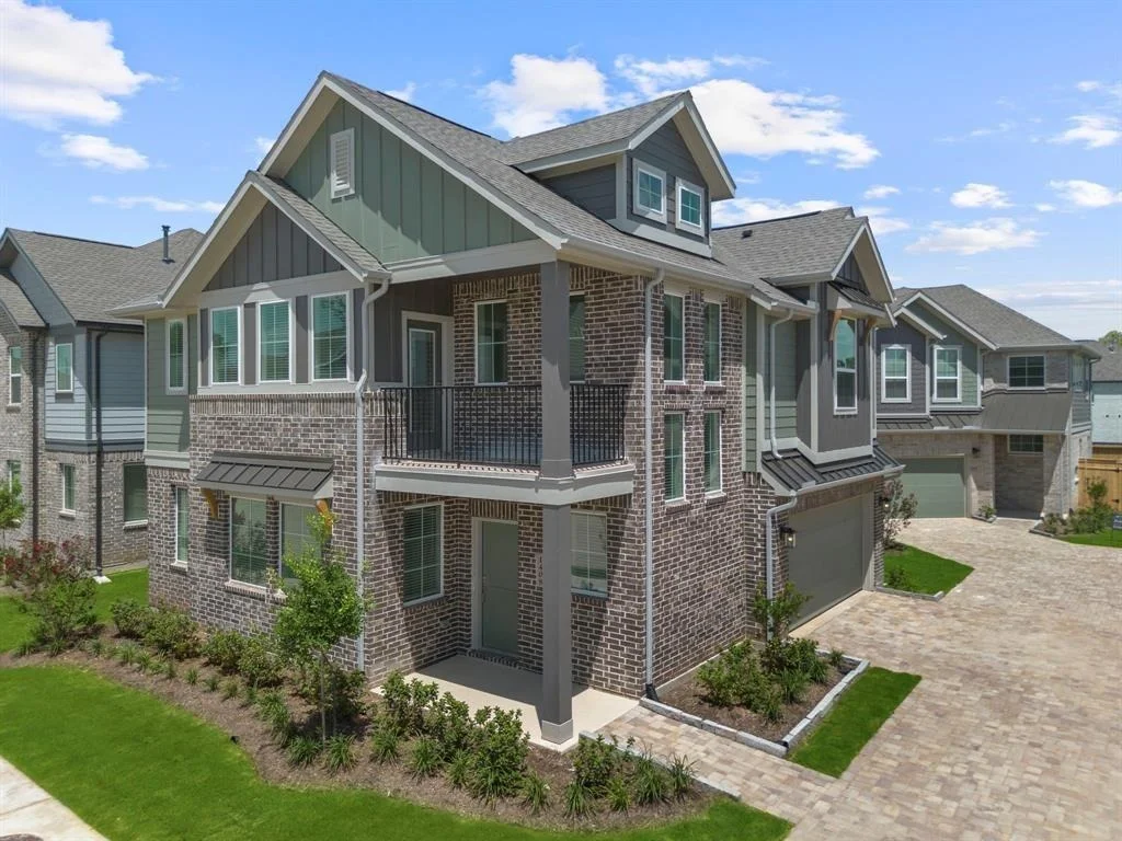 Photo of 1408 Shaded Rock Drive