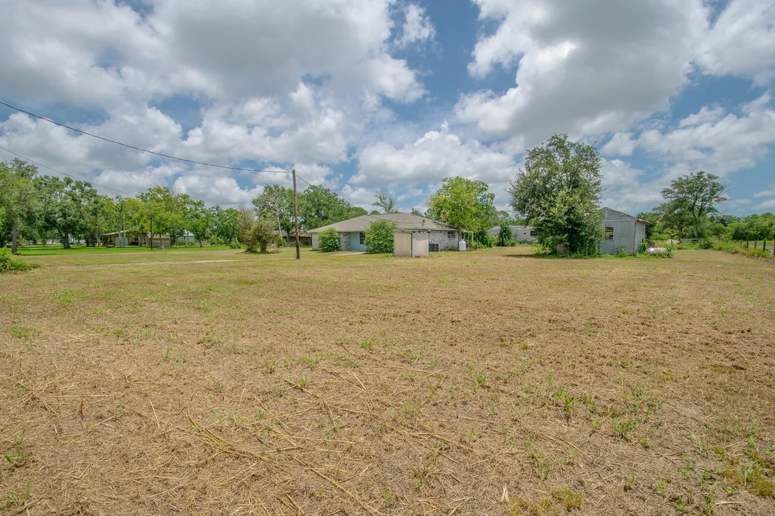 Photo of 2127 County Road 163