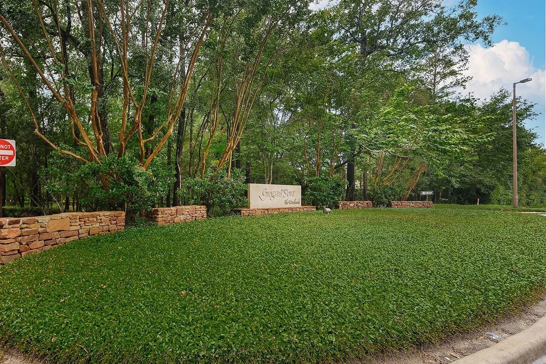 Photo of 23 Hillock Woods