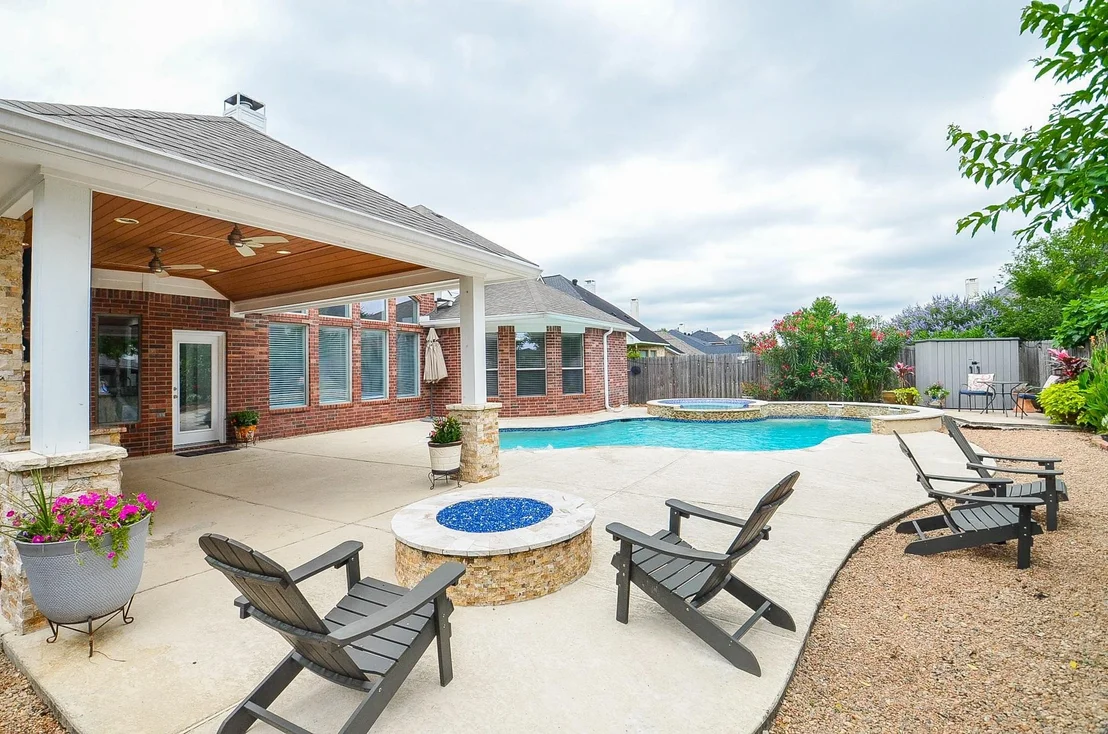 Photo of 2735 Driftwood Drive