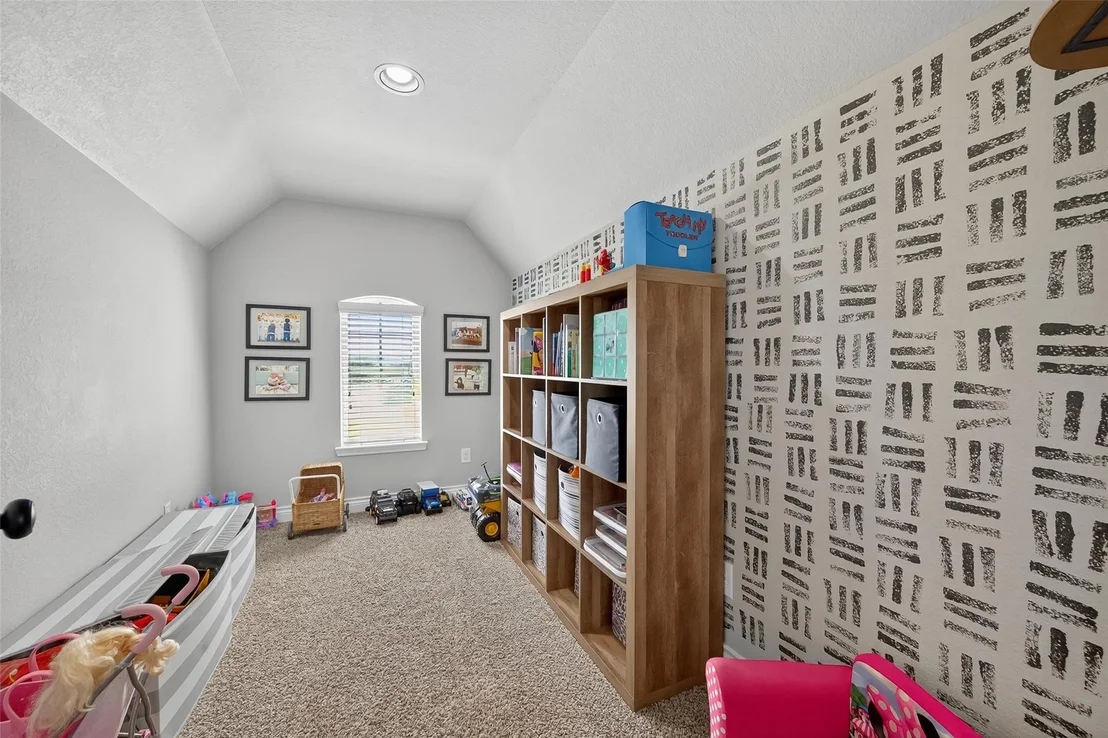 Photo of 1010 Fairway Drive