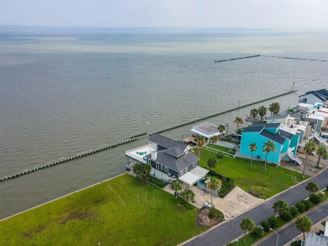 Photo of 12 Tiki Circle