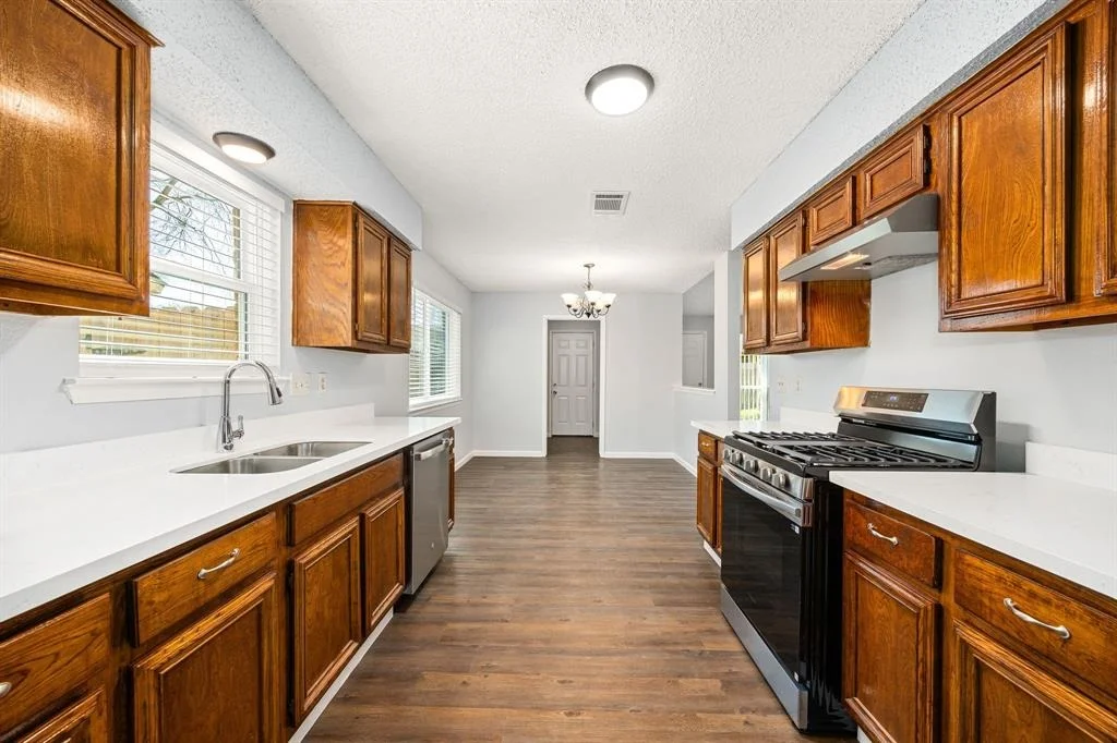 Photo of 12027 Fairpoint Drive