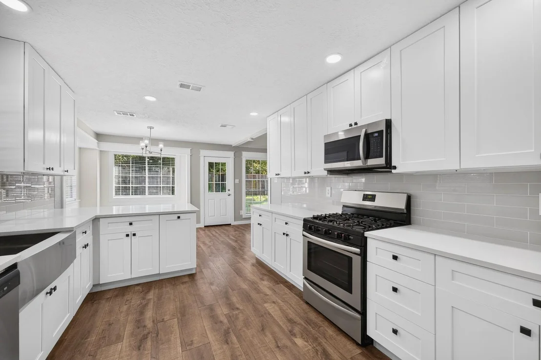 Photo of 2218 Pincher Creek Drive