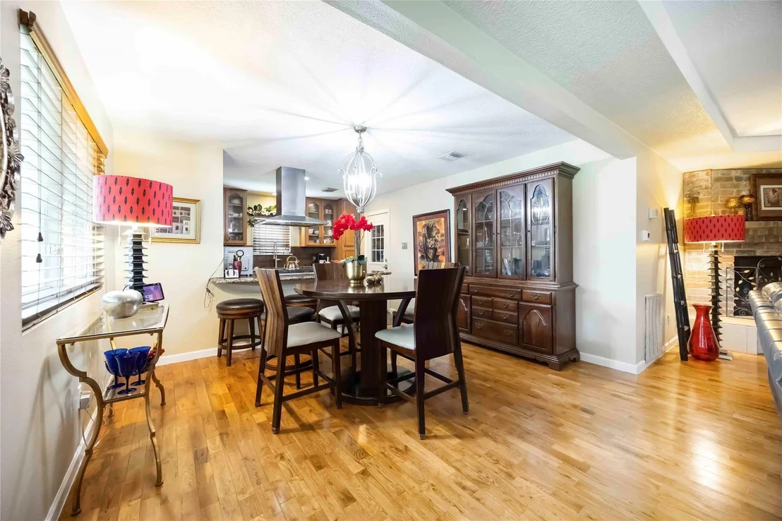 Photo of 4043 Manordale Drive