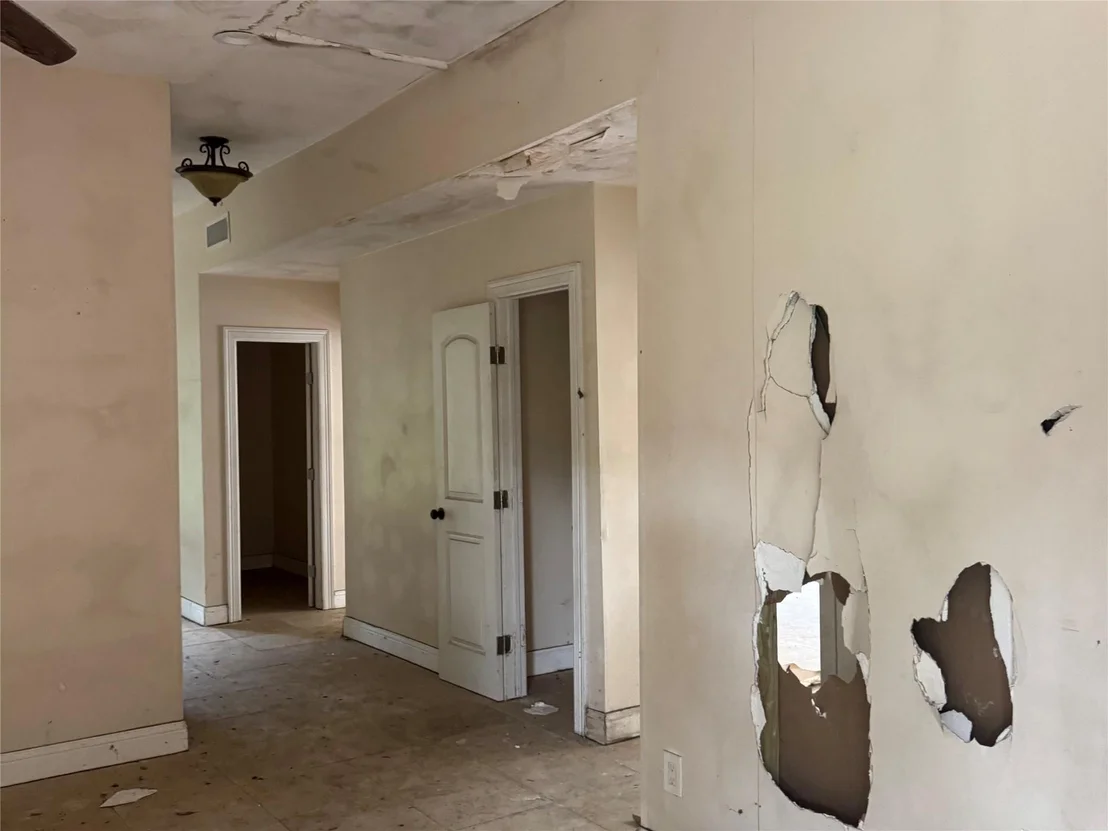Photo of 415 White Wing Lane